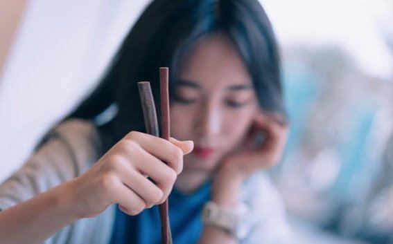 寒露时节饮食禁忌：老年人应避开哪些食物？