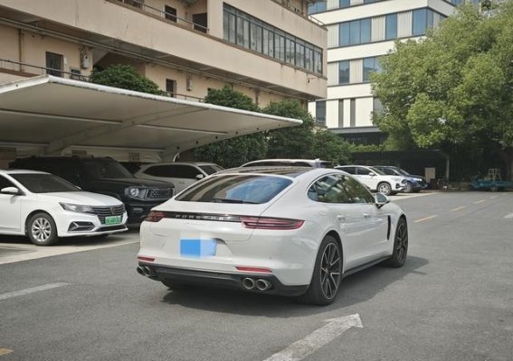 二手保时捷Panamera 2.9T解析：豪华与性能的平衡之选