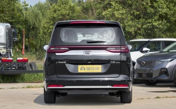 传祺M6 MAX豪华版：以实力征服市场，豪华与智能并重