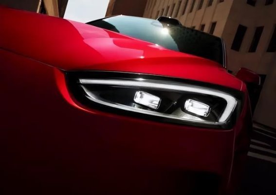 跃影红登场，问界M5 Ultra为智能电动SUV添新色