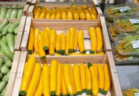 努克：五彩房屋与冰雪之下的坚守