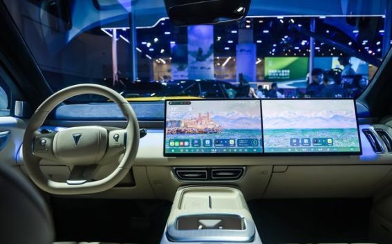 全新深蓝S07亮相，智能与舒适并重的未来座驾