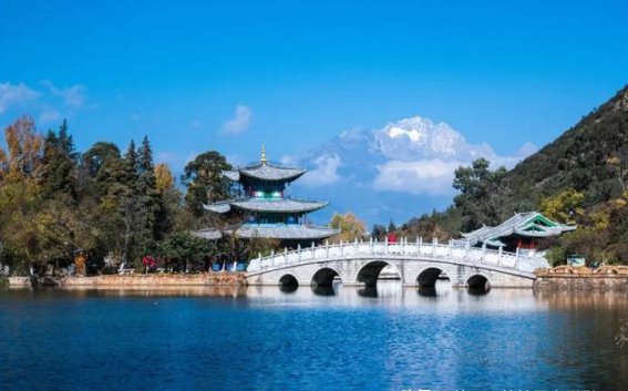 中国十大最美雪山：跨越千年与人类心灵的碰撞