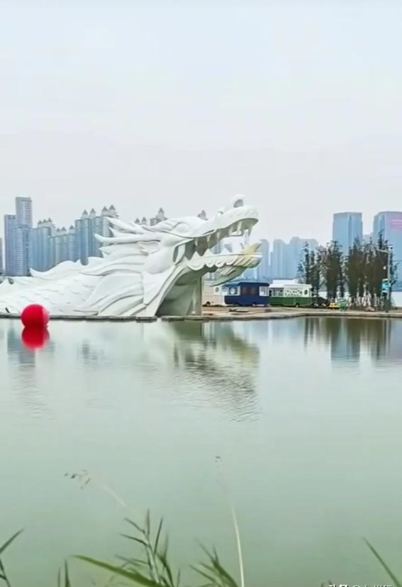 龙子湖「龙鳞叠水」：皖北的文化与科技交织之美