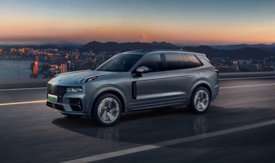 领克09 EM-P四驱Max大五座：家庭出行的全能之选