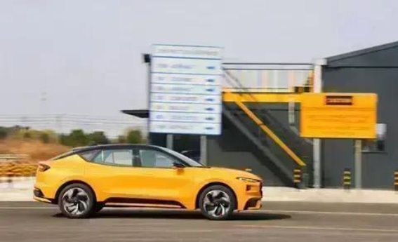 长安福特蒙迪欧运动版：驾驭激情，享受自由