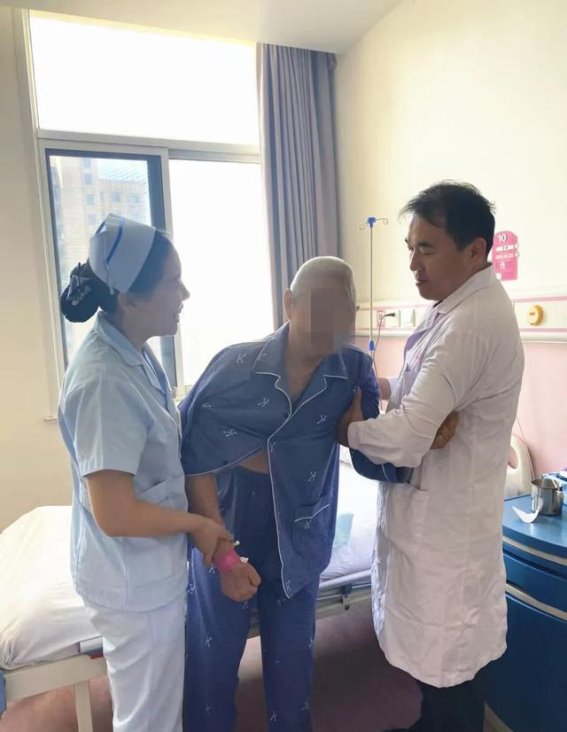 岱岳区妇幼保健院多学科联合救治高危老年骨折患者