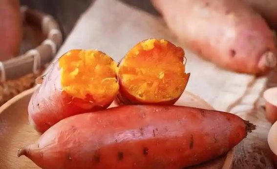 红薯并非人人适合，这五类人需谨慎食用
