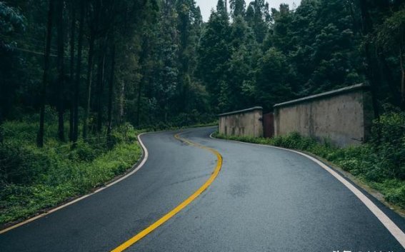 差一点的车祸，带来的深刻反思