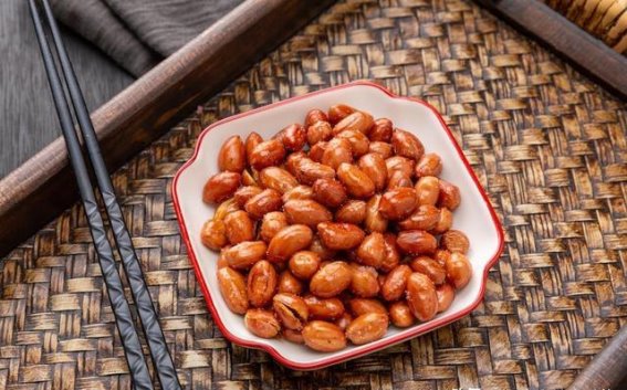 糖尿病人的新选择：常吃花生可能带来的四大好处