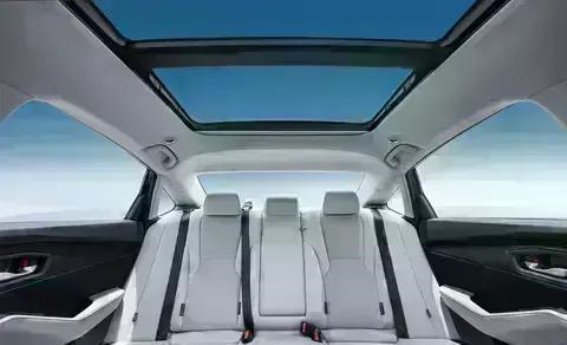 ACCORO雅阁PHEV：融合混动与电动的全新驾乘体验