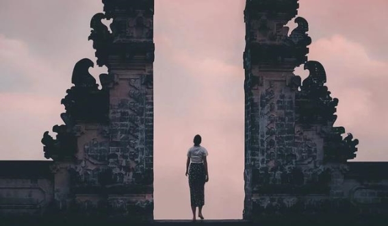 一个不起眼的小锻炼，治愈焦虑症与强迫症，比吃药更有效