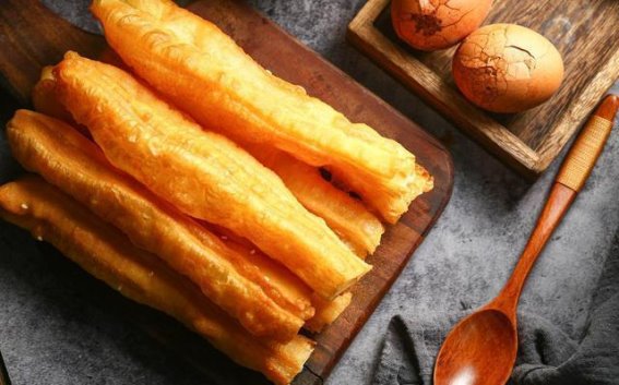 炸物对血管的隐秘危害：从一根油条说起