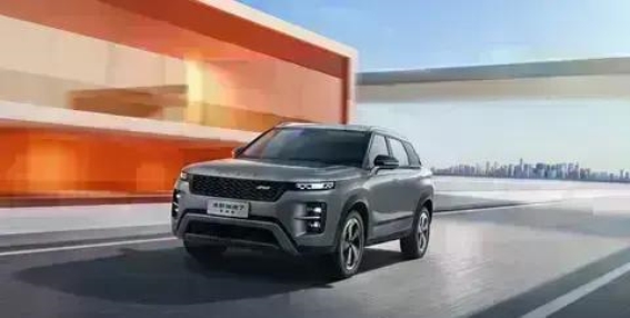 全新瑞虎7高能版带来家庭出行新体验，通勤与户外皆轻松驾驭